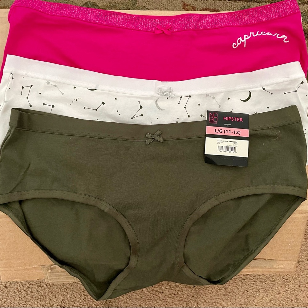 New Set of 3 Hipster Capricorn type Panties